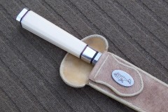 RM-589-d