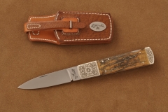 Rosa de Mayo 990